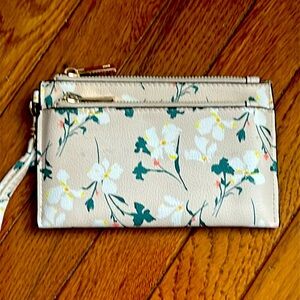 Medium size two zipper wallet